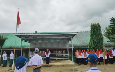 Wali Kelas XI MIA Tekankan Kedisiplinan Terhadap Peserta Didik Sebagai Kunci Utama di Tiga Tingkatan Madrasah Muh. Songing